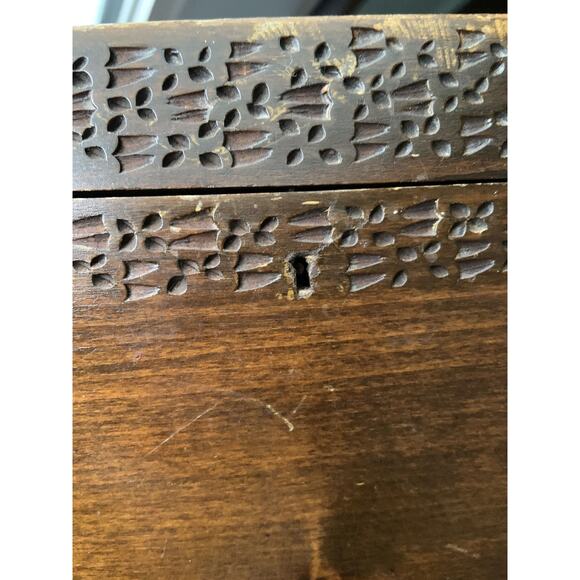 Vintage Russian wooden carved jewelry box - Picture 7 of 8